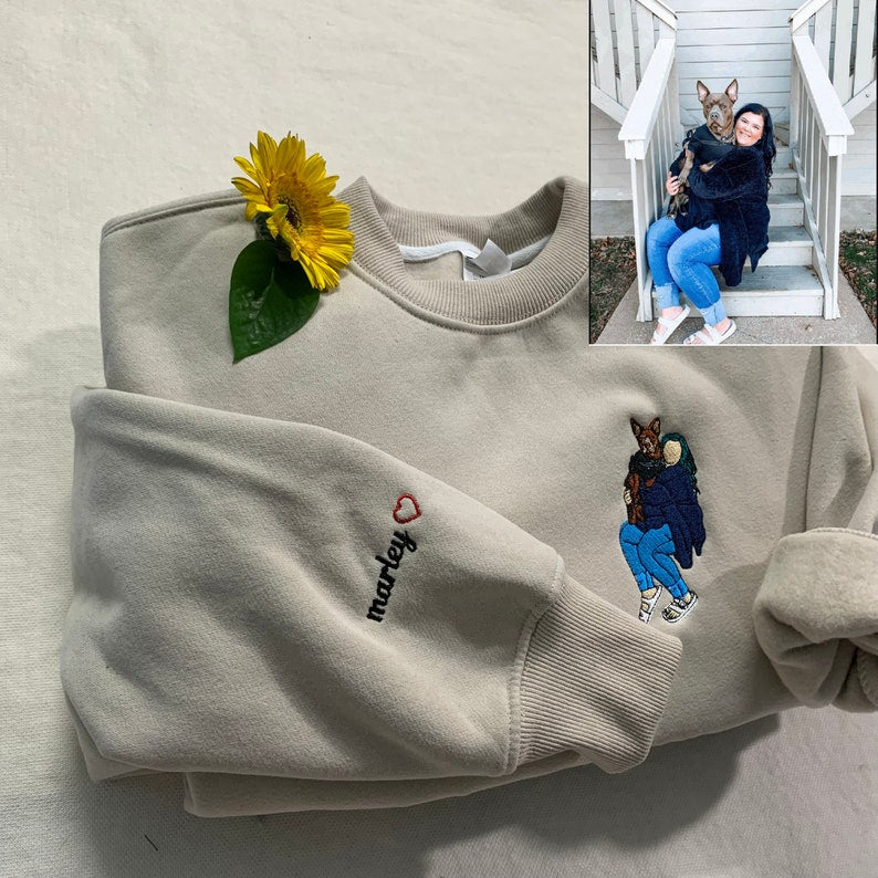 Custom Embroidered Sweatshirt, Personalized Embroidered Shirt, Embroidered Sweatshirt Gifts, Gift For Mom, Gift For Her, Couple Giftsca.