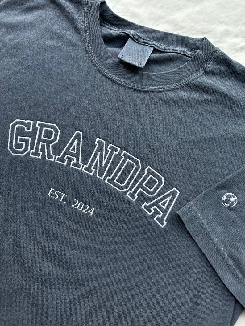 Custom Embroidered Father's Day T-shirt, Name On Sleeve With Icon, Daddy Est Year Shirt, Gift For New Dad, Father's Day Gift il_794xN.6060812339_jx47_1.jpg