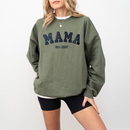 Custom Embroidered Mama Sweatshirt with Kids Names on Sleeve New Mom Hoodie Personalized Gift for Mom Crewneck Pullover il_794xN.6155198806_hkoz.jpg