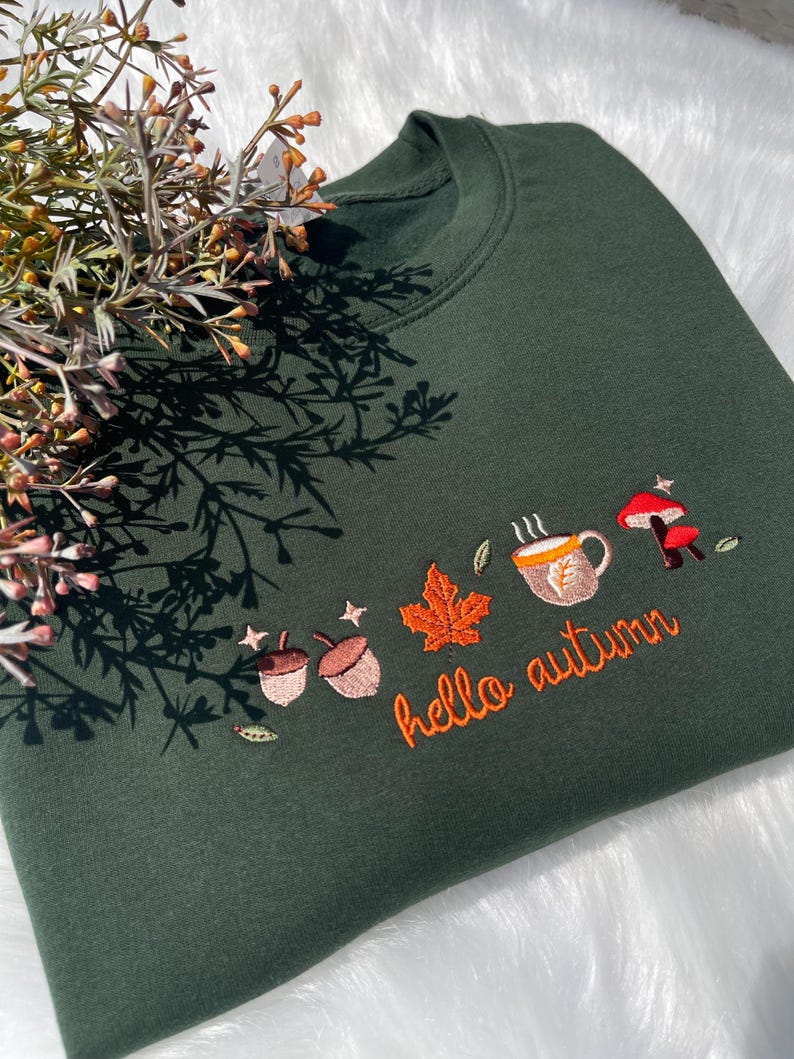 Cozy Autumn Embroidered Falling Leaves Sweatshirt, Fall Leaves Crewneck, Seasonal Crewneck, Thanksgiving Time, Fall Embroidery, Botanical