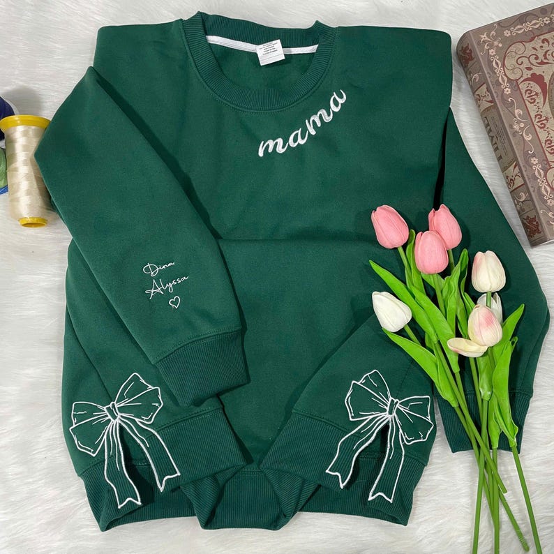 Custom Mama Side Bow Applique Embroidered Sweatshirt with Kids Name, Personalized Mom Sweatshirt, Minimalist Momma Sweater, Gift for Mom il_794xN.6379843864_rvcl.jpg
