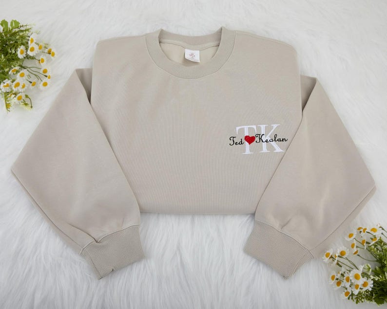 Personalized Embroidered Couple Sweatshirt for Boyfriend,Custom Embroidered Couple Hoodie with Name,Anniversaries Gifts,Valentines Day Gifts