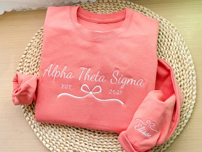 Custom Embroidered Girl's Trip 2025 Sweatshirt, Coquette Bow Shirt, Coquette Sorority Hoodie, Besties Gifts For Her, Gift For Girl