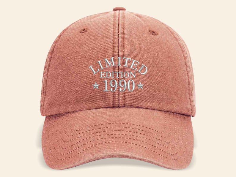 60th Birthday Vintage Embroidered Hats, Born in 1965 Cotton Baseball Cap, Personalised Birthday Gift for Him/Her, Classic Mom and Dad Hats
