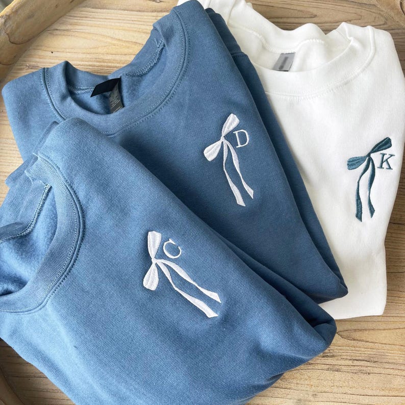 Custom Initial Bow Ribbon Embroidered Crewneck Sweatshirt - Hoodie | Bridal Party Sweatshirt | Bridesmaid Proposal |Cute Bow Shirt