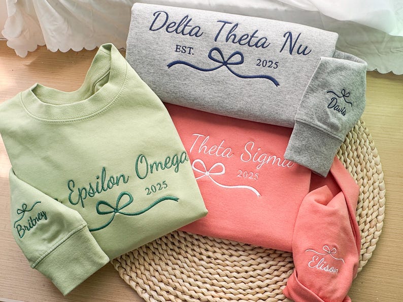 Custom Embroidered Girl's Trip 2025 Sweatshirt, Coquette Bow Shirt, Coquette Sorority Hoodie, Besties Gifts For Her, Gift For Girl