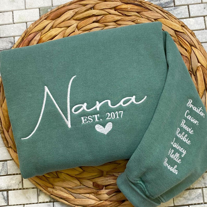 Grandma Sweatshirt - Comfort Colors Custom Embroidered Nana Sweatshirt with Grandkid Name - New Grandma Shirt - Minimalist Mimi Sweater