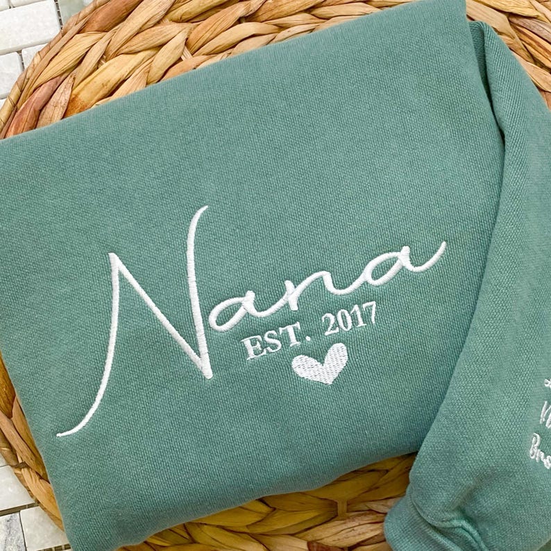 Grandma Sweatshirt - Comfort Colors Custom Embroidered Nana Sweatshirt with Grandkid Name - New Grandma Shirt - Minimalist Mimi Sweater