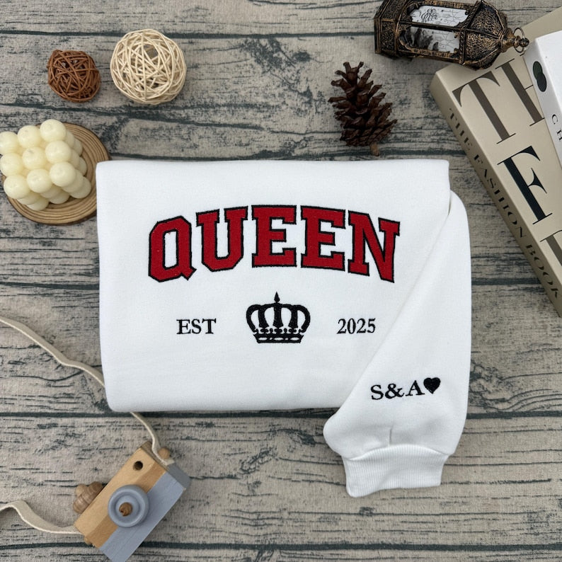 King Queen Sweatshirt, Couple Hoodies, Matching Hoodies, Couple Sweatshirt, Couples Gift, Gift For Couples, Valentine Sweatshirt