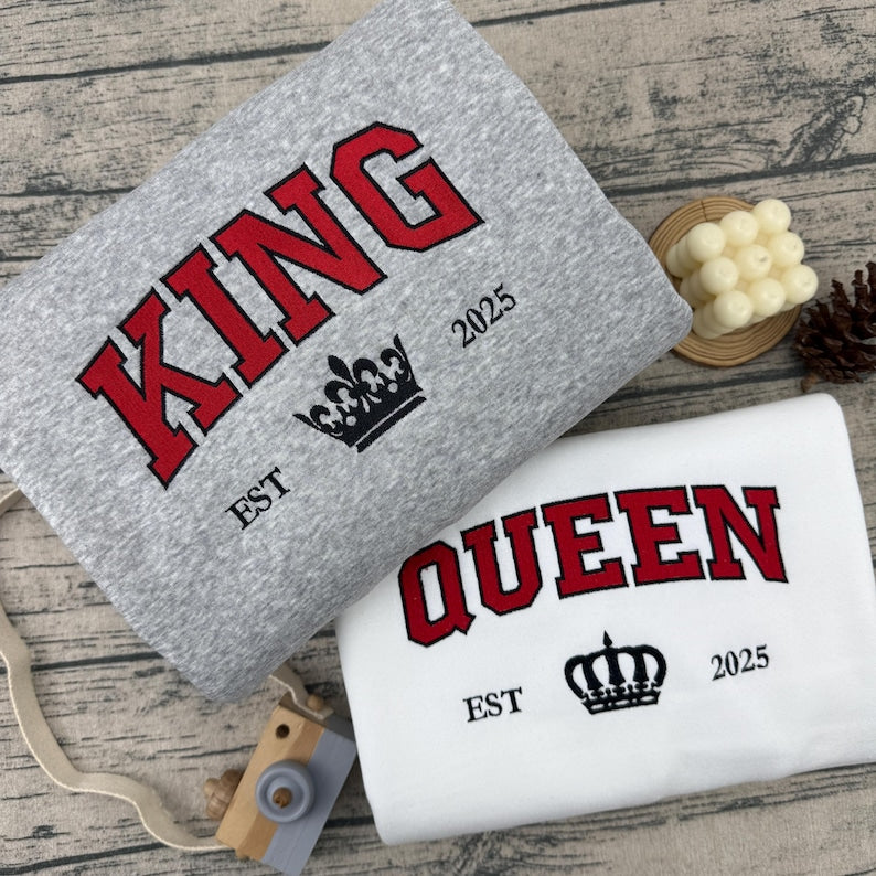 King Queen Sweatshirt, Couple Hoodies, Matching Hoodies, Couple Sweatshirt, Couples Gift, Gift For Couples, Valentine Sweatshirt