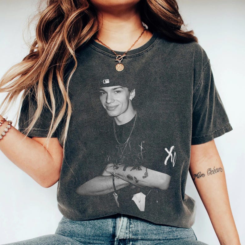 Custom Your Photo Shirt, Vintage Custom Picture Shirt, Gift for Girlfriend Boyfriend, Girlfriend Face Shirt, Your Own Picture Idea Tee il_794xN.7286523438_5ws9.jpg