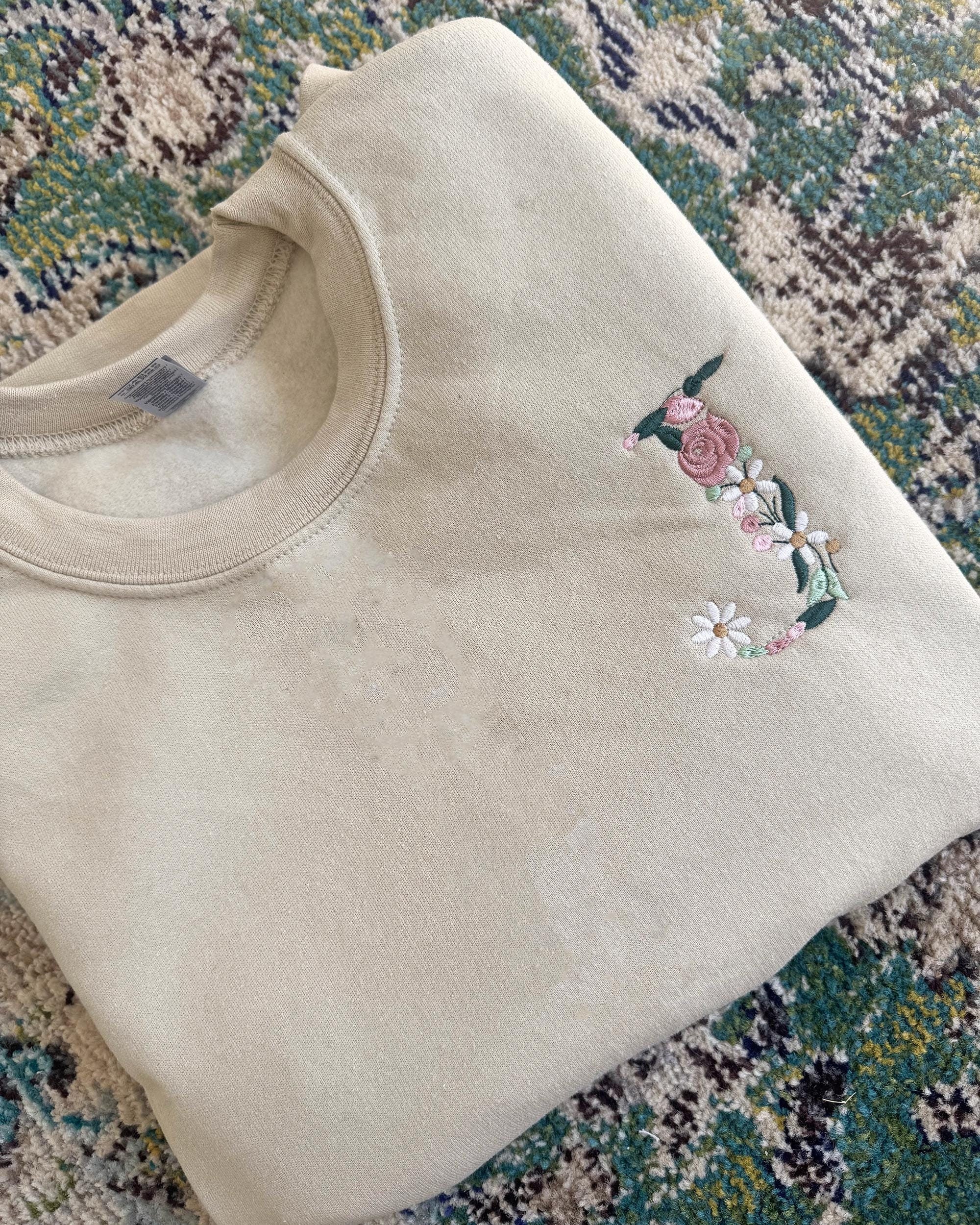 CUSTOM Initial Floral Embroidered Sweatshirt, Monogrammed Shirt, Crewneck Fall Vibes Flower Oversized Personalized Hoodie Embroidery Gift il_fullxfull.6348330300_iet1.jpg