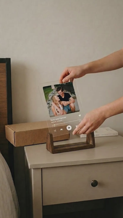 Personalized Song Plaque with Photo - Custom Couple's Music Displayer Artwork - Night Light Romantic Gift for Couples And Families 483c9a16-b267-47b2-9ce5-1a4a6e058012-PSL1735203818095828-converted.mp4